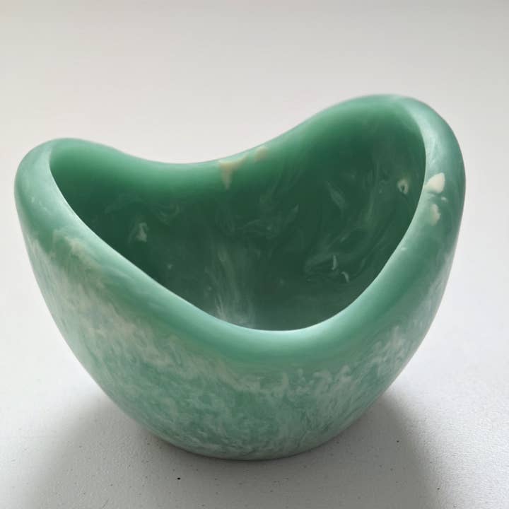 Gibb & Daan - Wholesale Serve Bowl - Organic Shape Resin Bowl - Entryway Catchall - Small Size 21