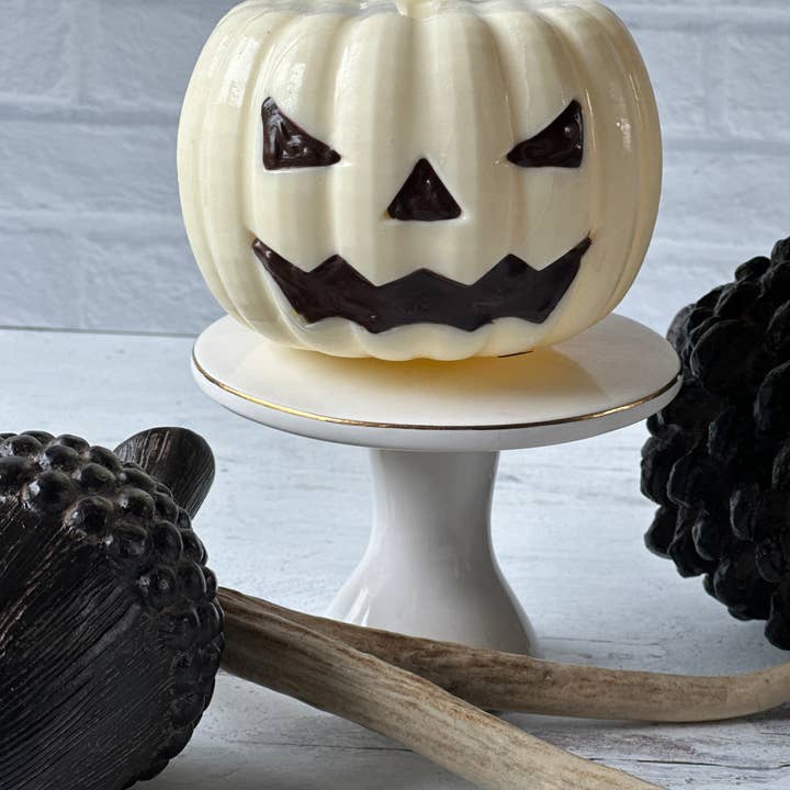 Chocolates Unlimited by Denise - Wholesale Chocolate - Halloween Jack O Lantern Pumpkin Breakable Smash Chocolate