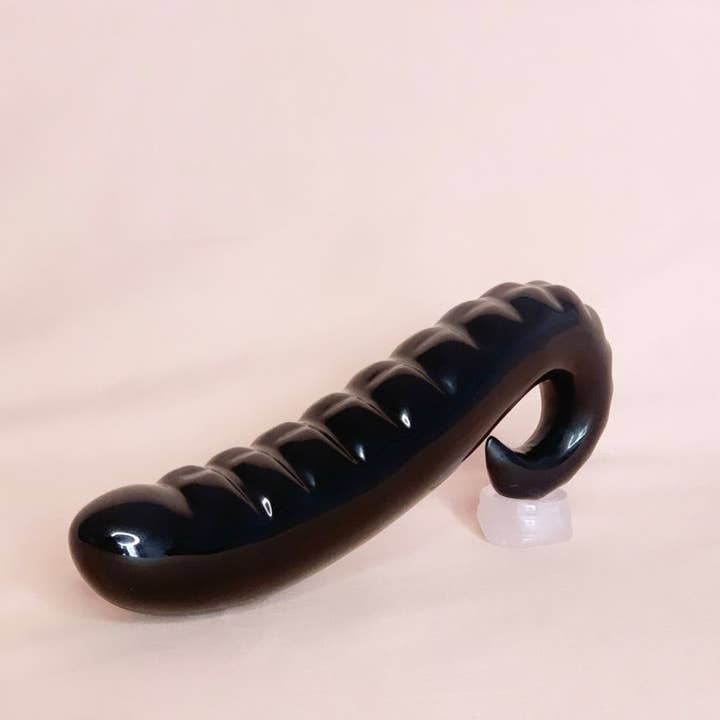 Yoni Pleasure Palace - Wholesale Sex toy - Domina - Black Obsidian Crystal Dildo