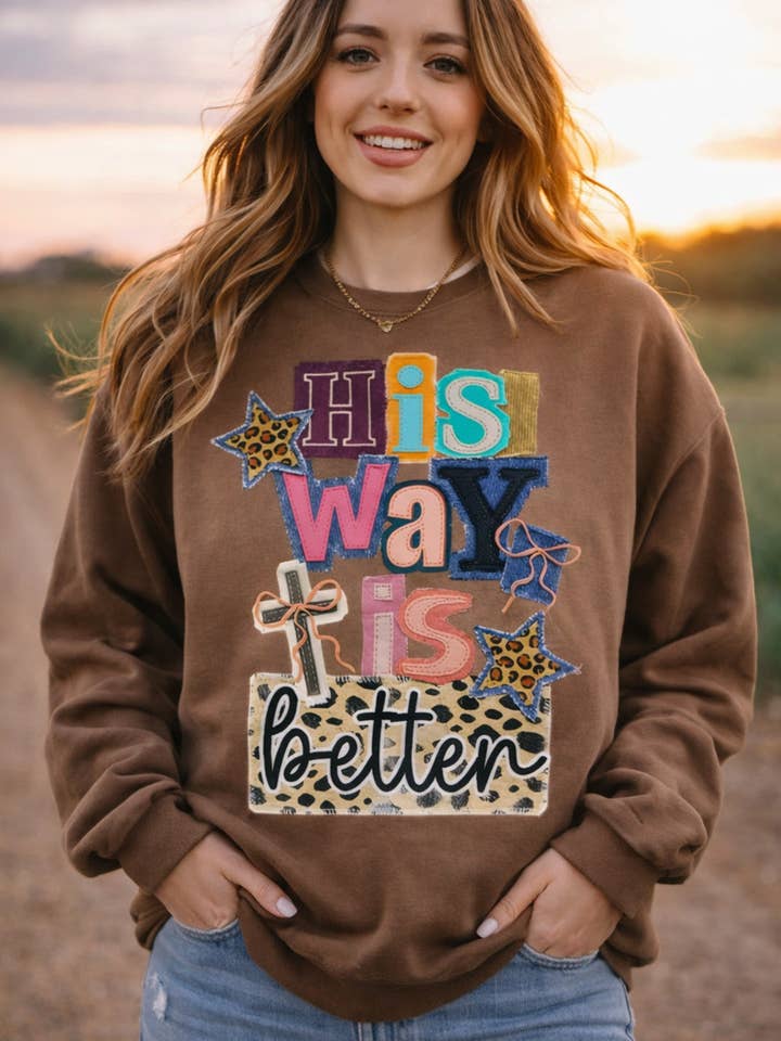 Chemise graphique patchwork "Sa voie est meilleure" pour la vente par Gospel Gear Co