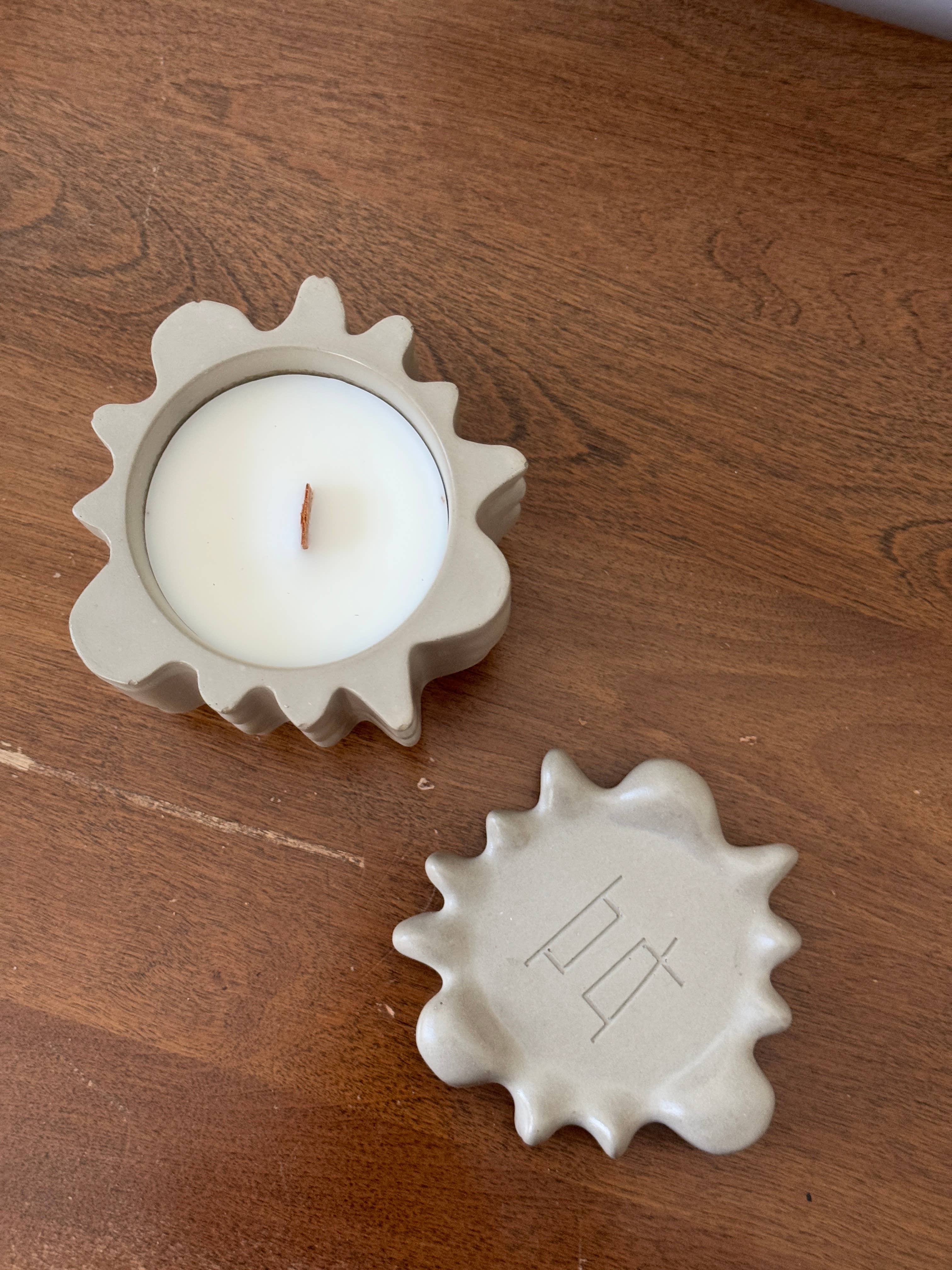 Atelier La Rouleuse - Wholesale Jar/Filled Candle - FORMA - mandarin and resin coconut wax candle5