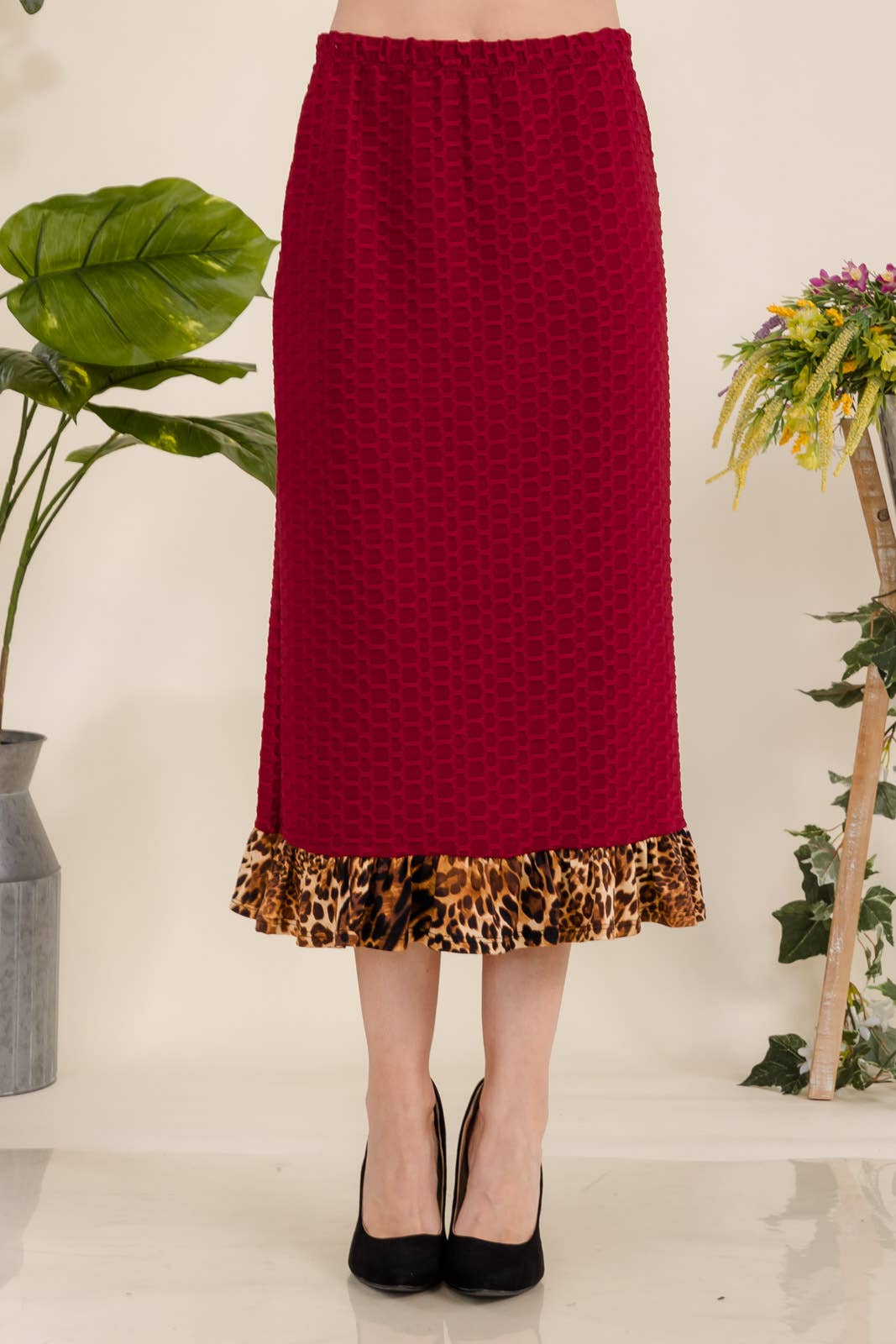 Celeste Clothing - Wholesale Skirt - Women's - PLUS MODEST HONEYCOMB SKIRT w ANIMAL HEMLINE -CS43917-PL13