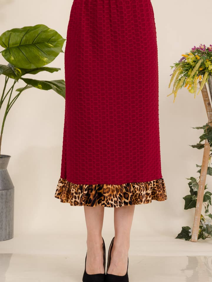 Celeste Clothing - Wholesale Skirt - Women's - PLUS MODEST HONEYCOMB SKIRT w ANIMAL HEMLINE -CS43917-PL13