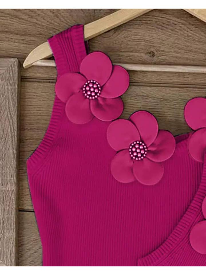 Queen Fashion - Wholesale Tank Top - Women's - floral pattern beaded knit tank top18