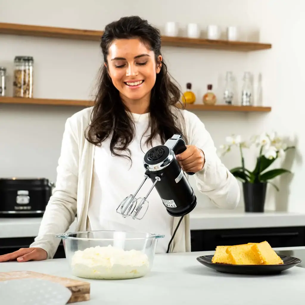 Westinghouse - Wholesale Kitchen Appliance - Westinghouse 5-Speed Hand Mixer with Base - Retro Series16