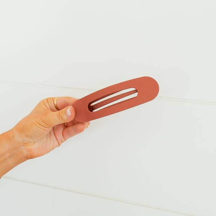 Shop Andi - Wholesale Hair Clip - Women's - Oversized Flat Claw Clip7