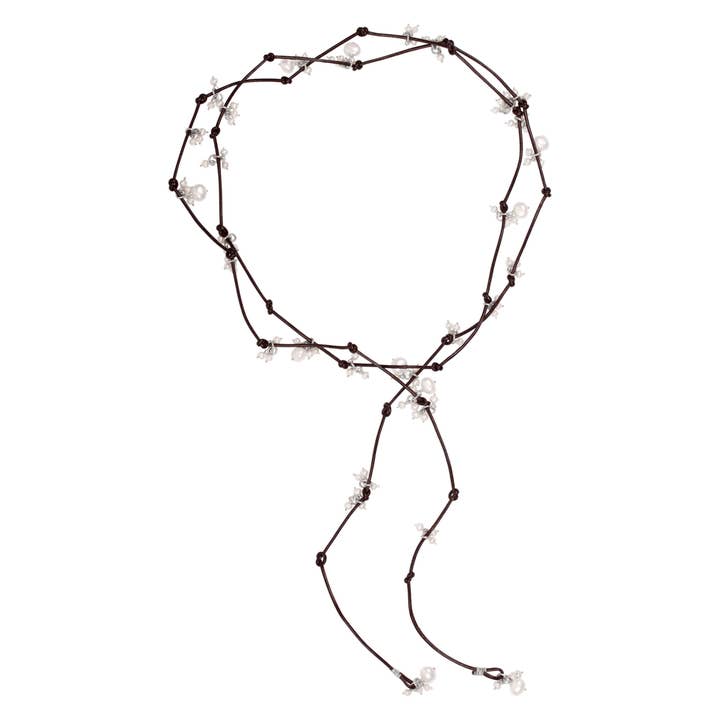 Santa Fe, collana avvolgente in pelle con perle a grappolo per la vendita all'ingrosso da parte di Van Peterson Designs