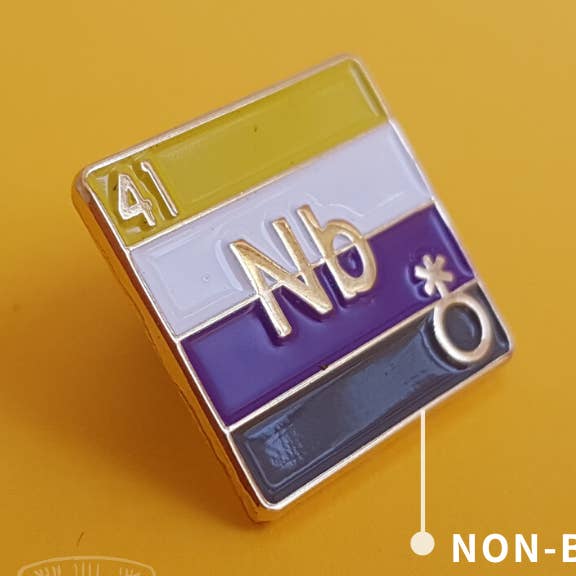 Nicht binär — Niob | Emaille-Abzeichen für den Großhandel von Yas Petit Poulet