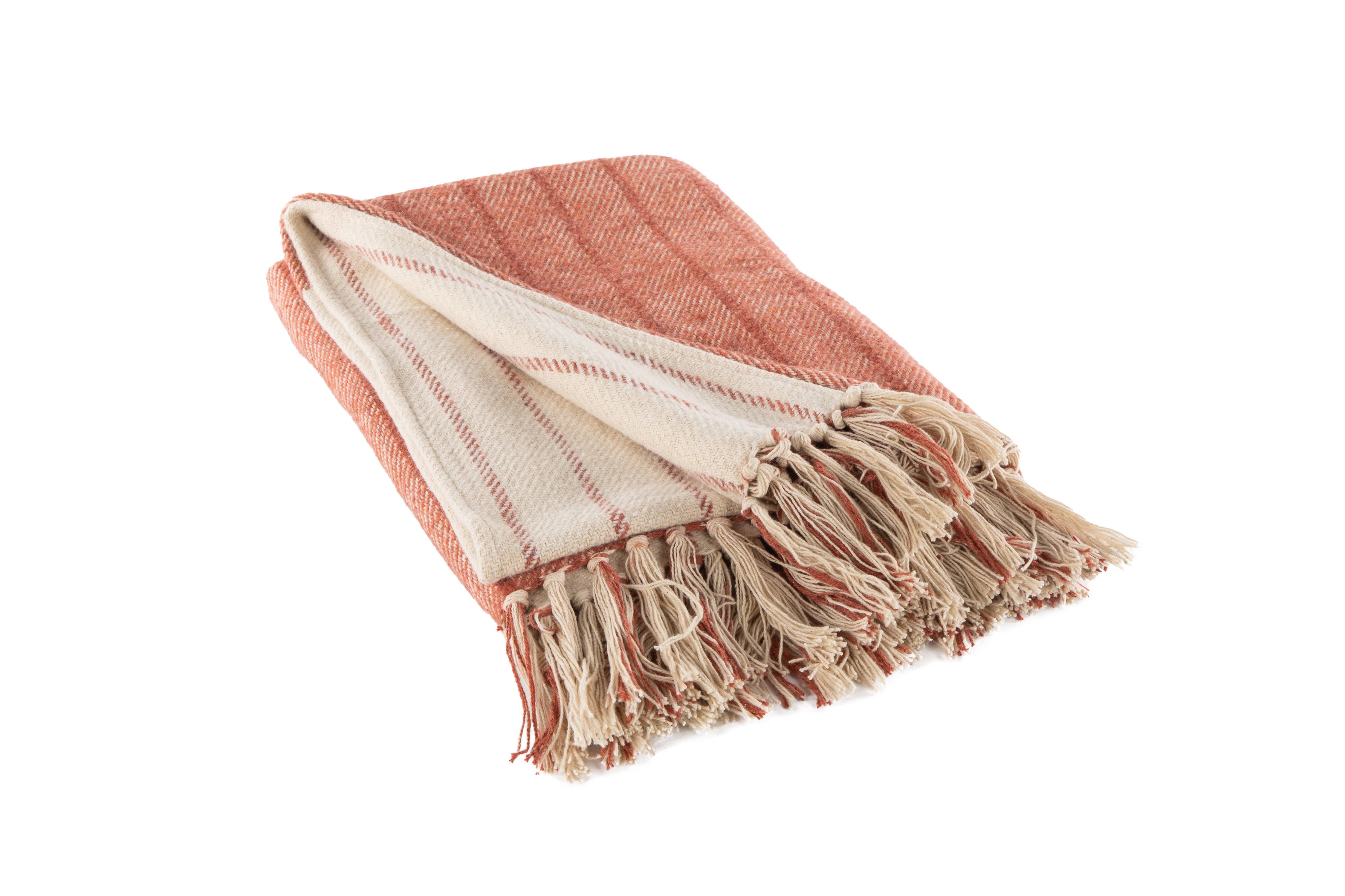 Tiseco - Wholesale Throw Blanket - Throw ALMA - 130x160 cm2