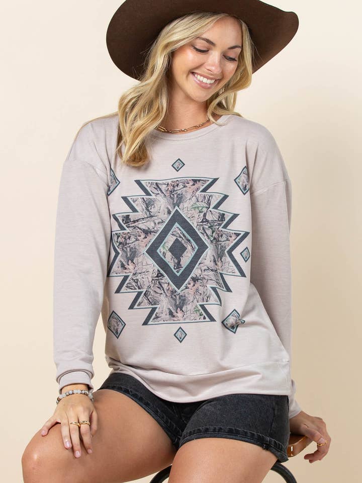 KC035-SWEATSHIRT GÉOGRAPHIQUE THEA pour la vente par Avery