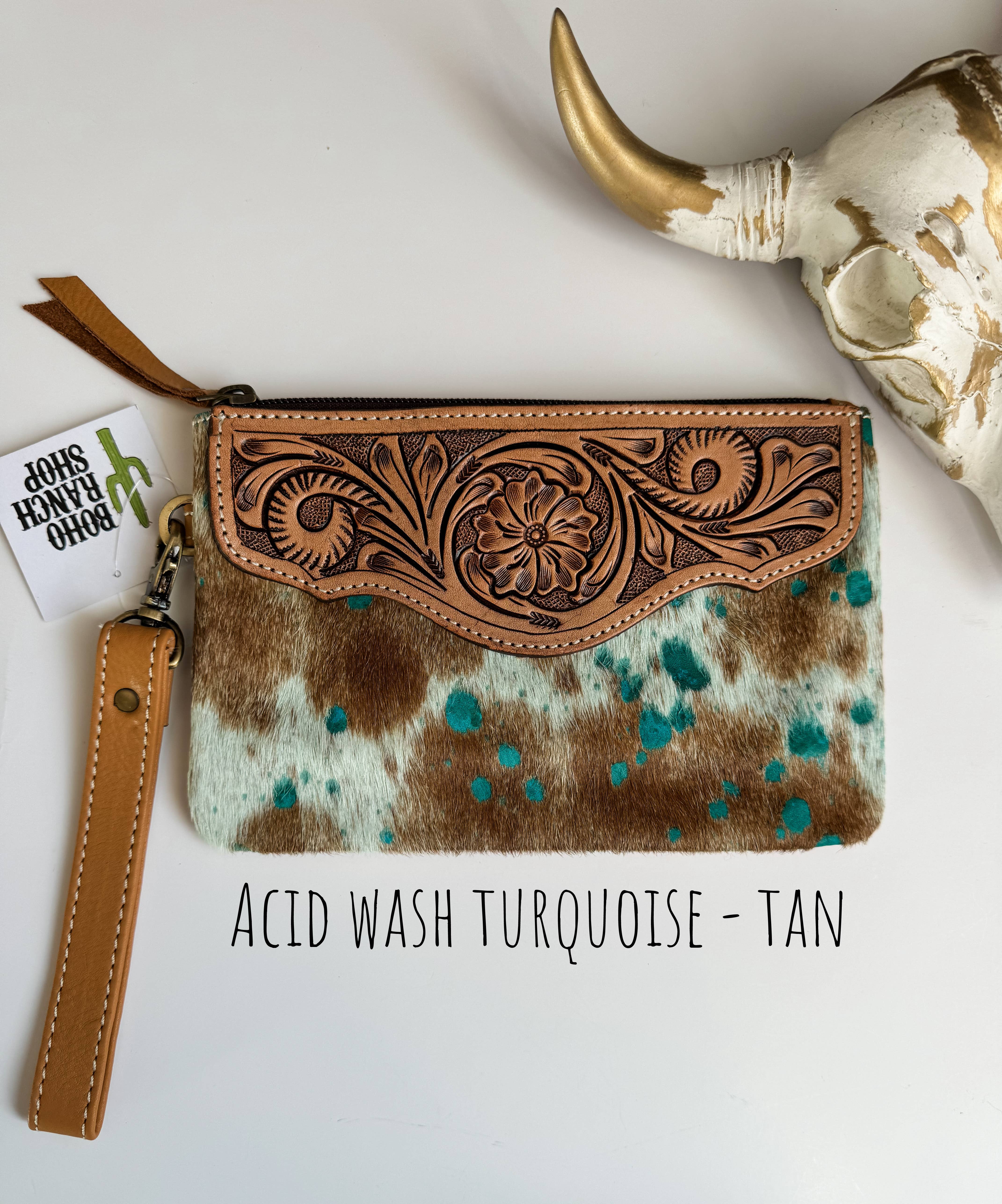 Boho Ranch Shop – wholesale Wristlet – LEXIE COWHIDE WRISTLET Western Hairon Purse Bag6