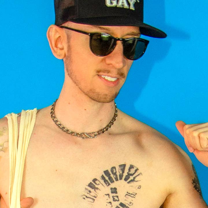 Peachy Kings / Kweer Cards - Venta al por mayor Gorra trucker - Unisex - SOMBRERO DE CAMIONERO GAY MALVADO5