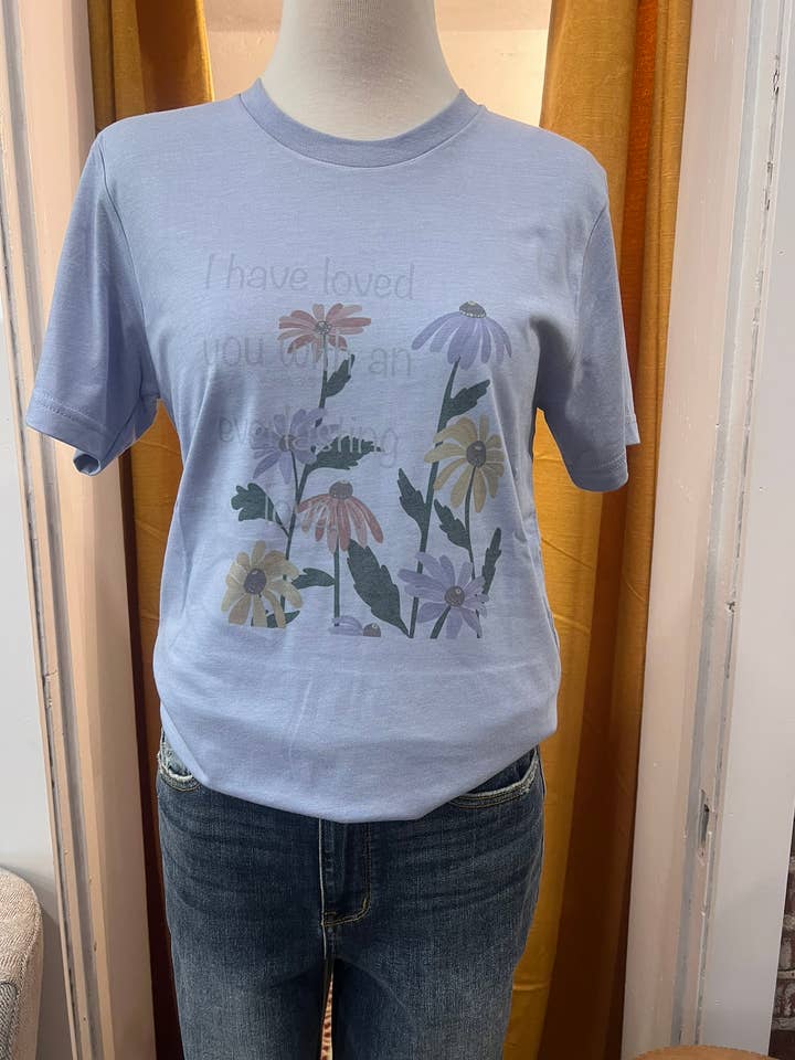 T-shirt Amour Éternel pour la vente par Faith Family Farm KY