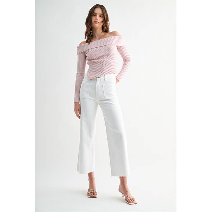 HOCHGESCHNITTENE WEIT GESCHNITTENE CROP-HOSE MIT ROHEM SAUM für den Großhandel von Mica Denim