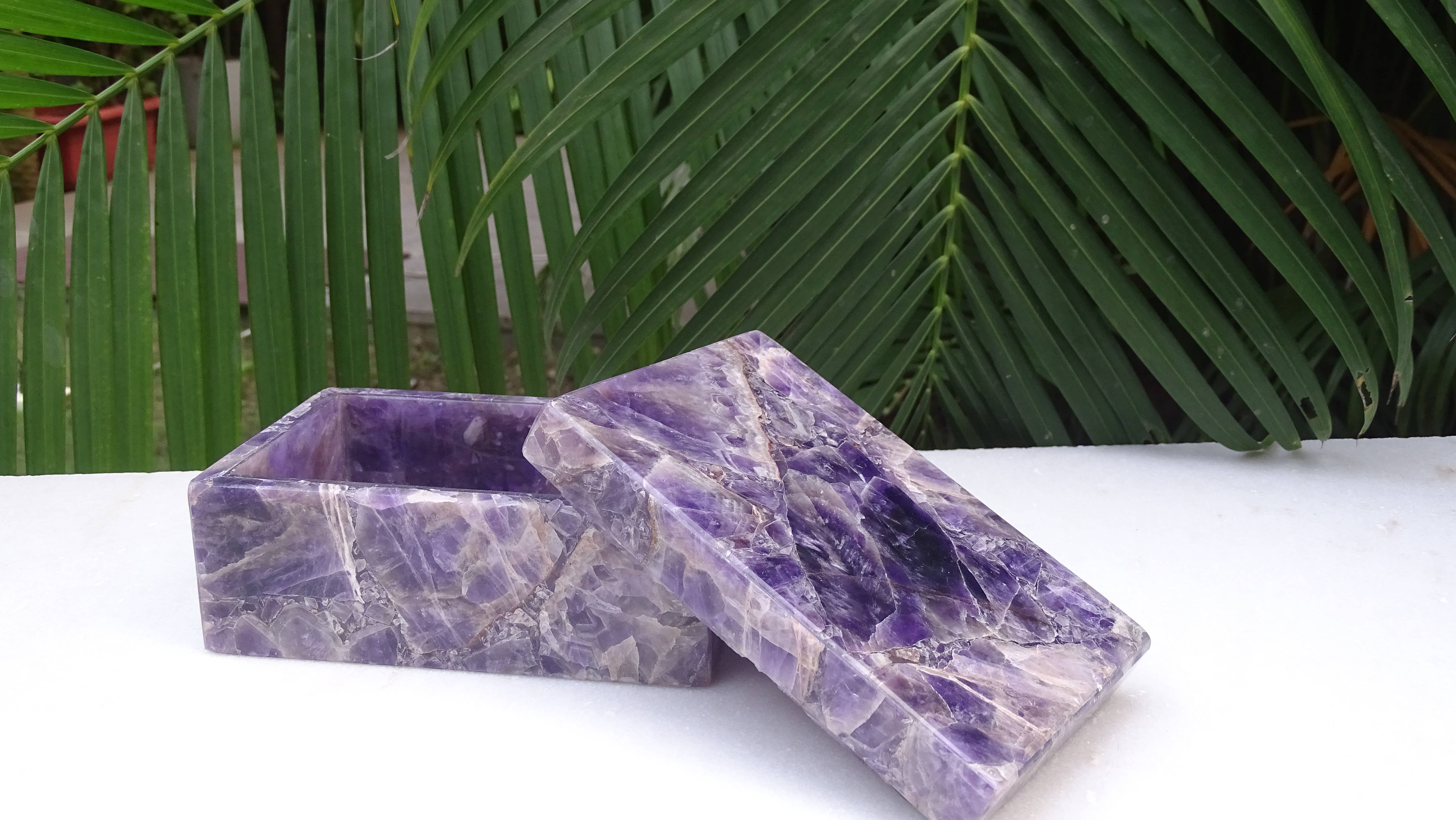 Serein Wellness - Vendita all'ingrosso Portagioie/organizer per gioielli - Portagioie in ametista, contenitore multiuso in cristallo viola4