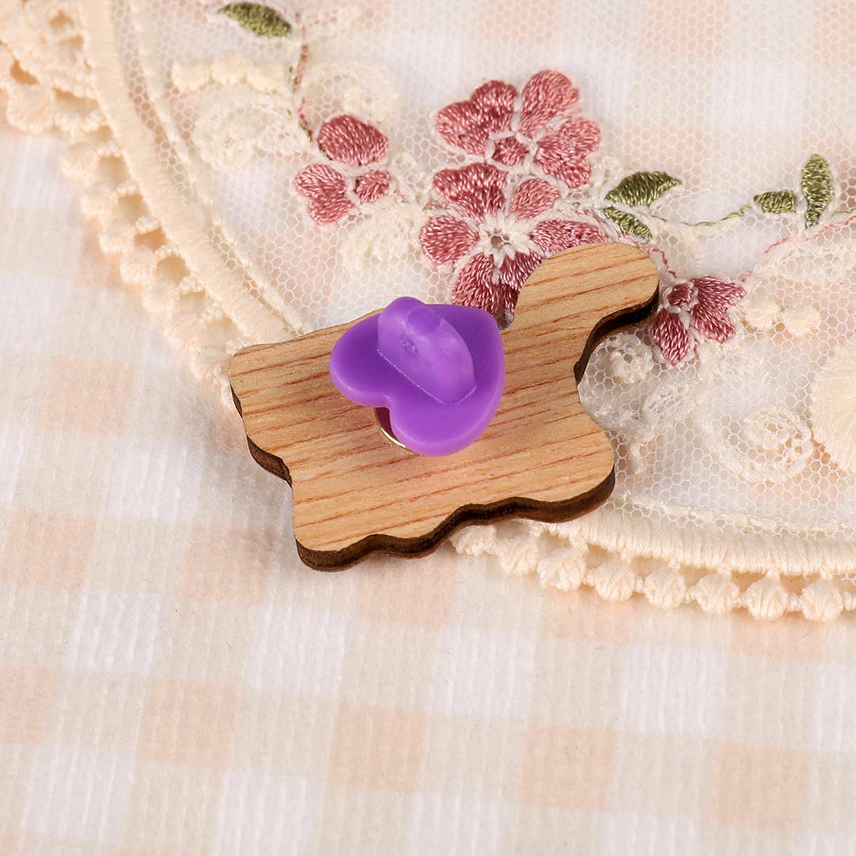 Mona Mauve • Silly Art! – wholesale Lapel pin/button – Skelly Cat Pin Badge | Cute Halloween Wooden Pin3