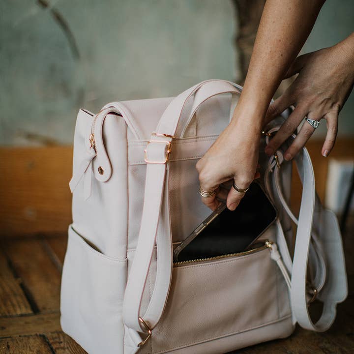 Rori & Rose - Wholesale Diaper Bag - Baby - Aurora Mom Bag with Wet Dry Bag and Hooks11