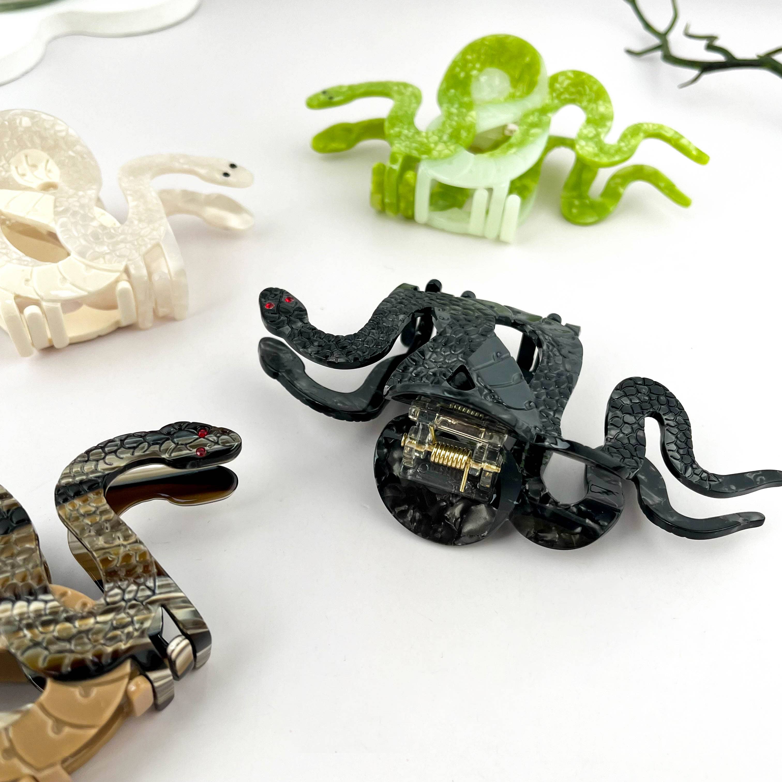 mildstyles - Wholesale Hair Clip - Women's - Two-color Snake Hair Clip, Acetate Animal Claw Clip2