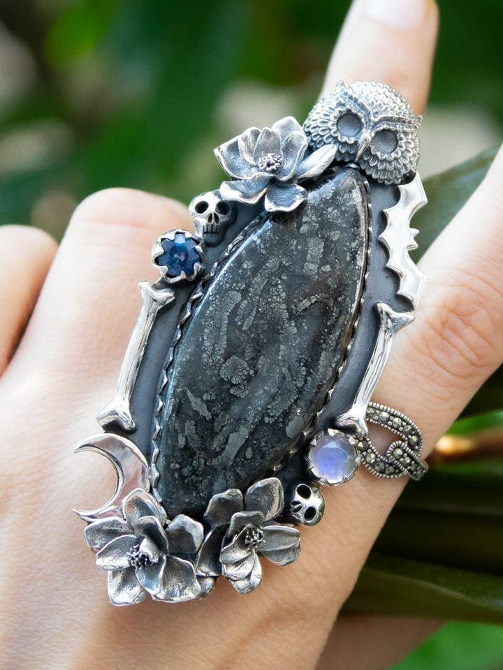 Anillo de Búho Nocturno Encantado con Marcasita, AR- 7129 para venta al por mayor de Ambra Jewels