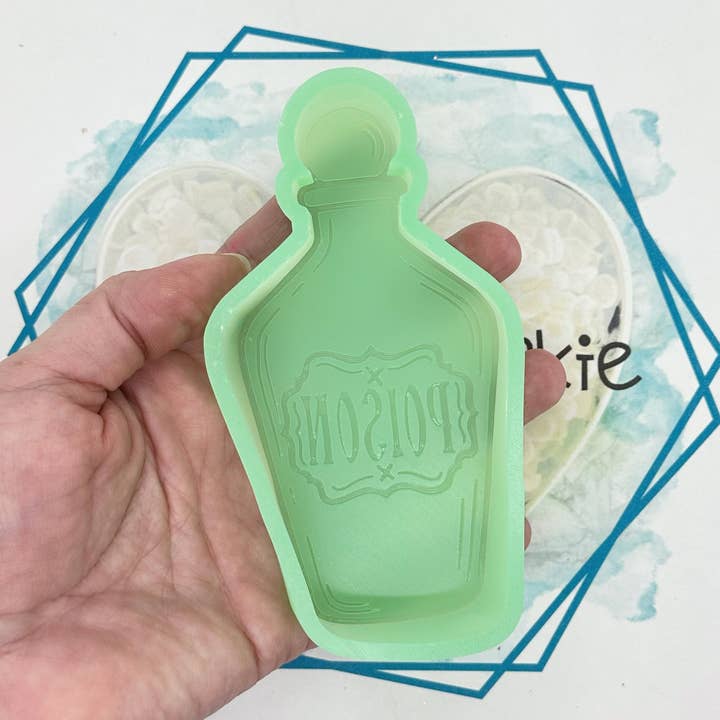 Giftflaschen-Frischling-Form für den Großhandel von The Freshie Junkie, LLC