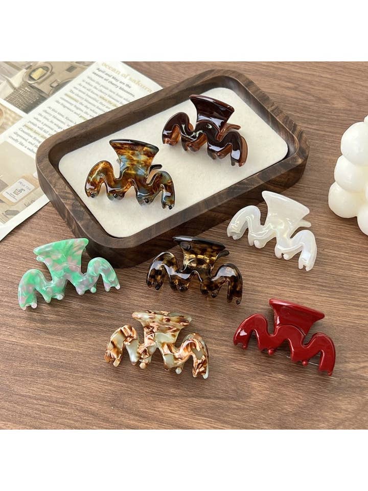 Beau - Trendy Letter M Hair Clip for wholesale by WEST AUSSIE SUPPLIES