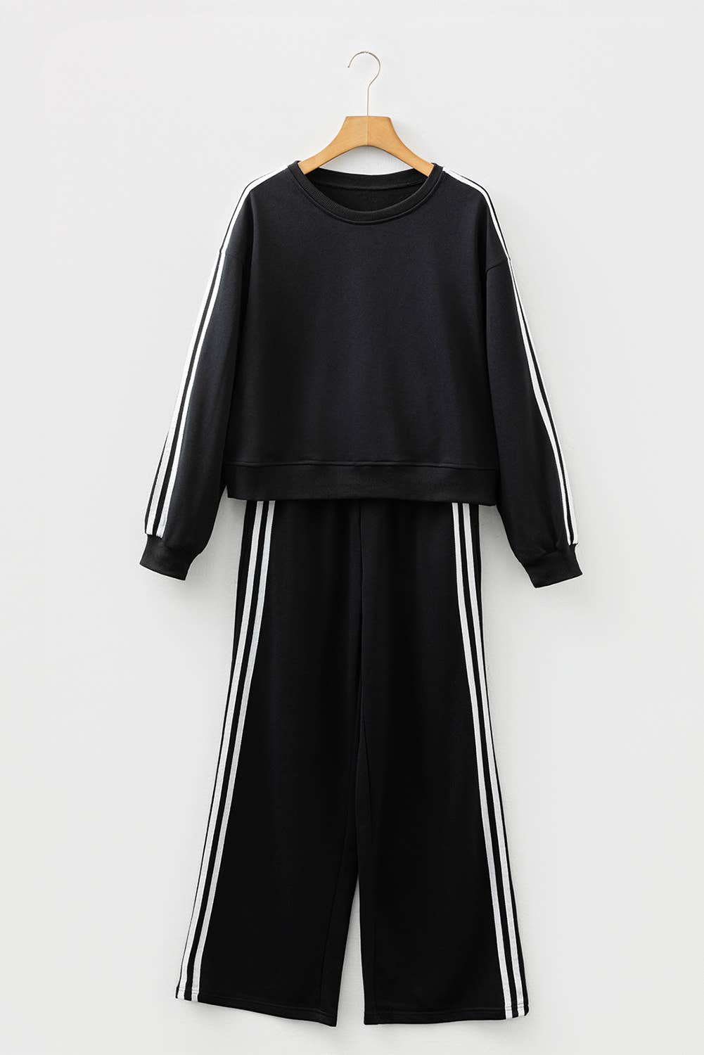 LA Society - Vente Ensemble de vêtements d'intérieur – femme - Ensemble 2 pièces : Pull rayé et pantalon de survêtement élastique LAS (S-XL)10