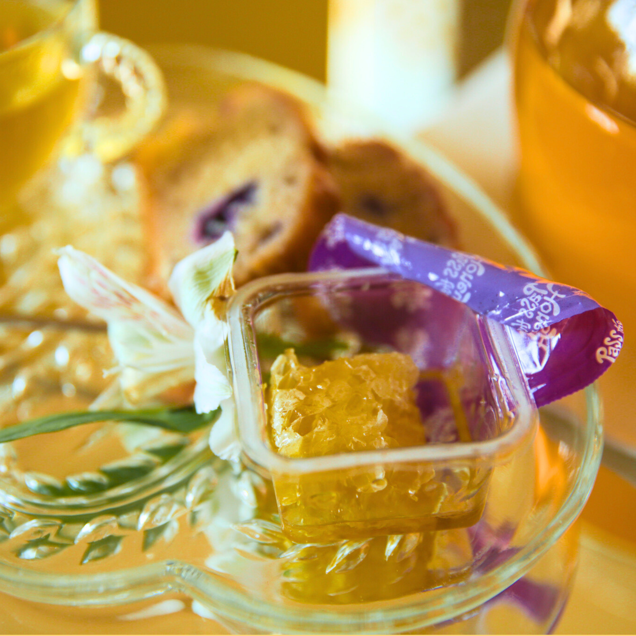 Pass the Honey - Wholesale Honey - 100% Pure Raw Snacking Honeycomb: 96ct in 4 Retail Caddies4