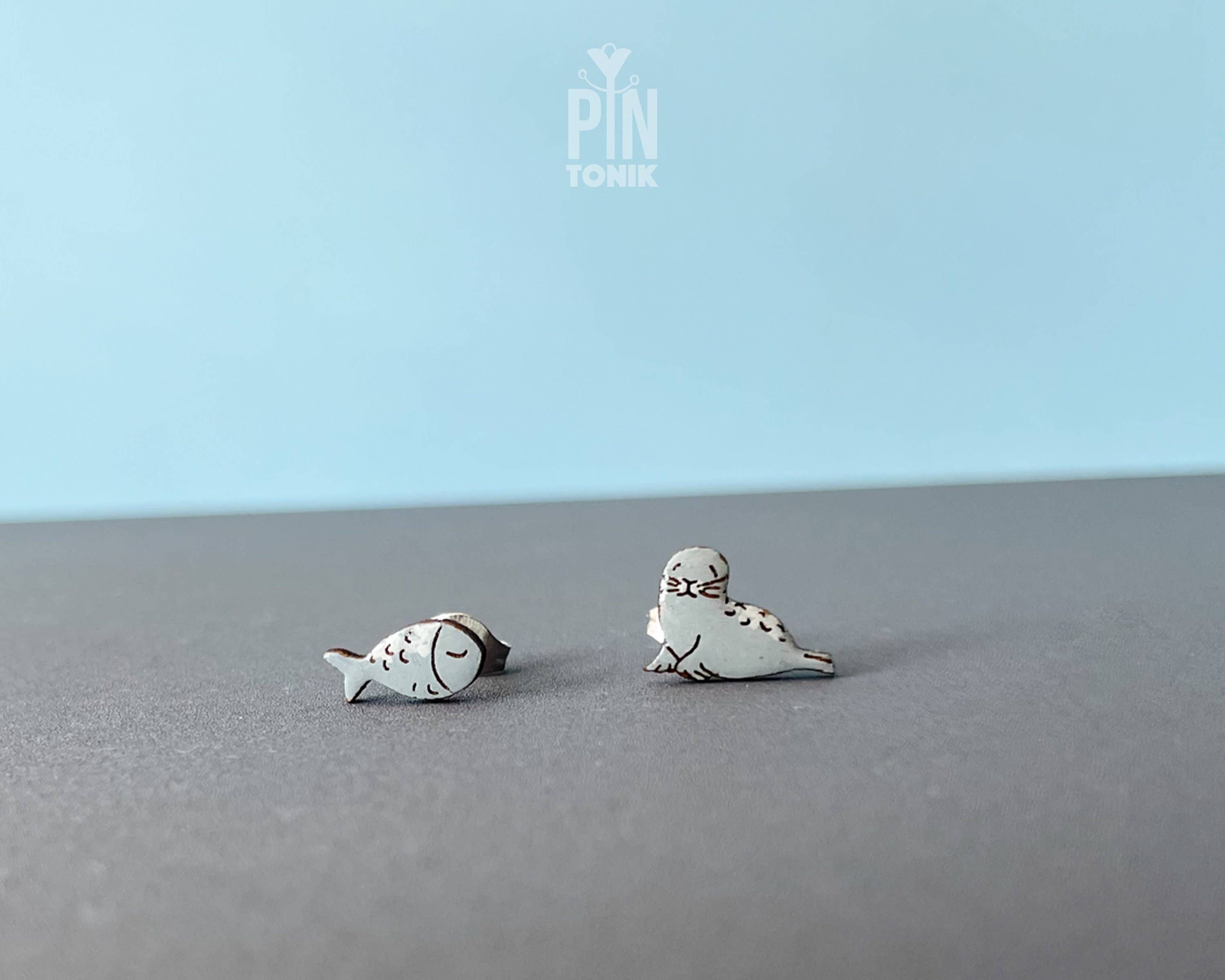 PinTonik – Engroshandel Ørestikkere – Manatee Ørestikker - Sælsmykker - Uens Sommer5