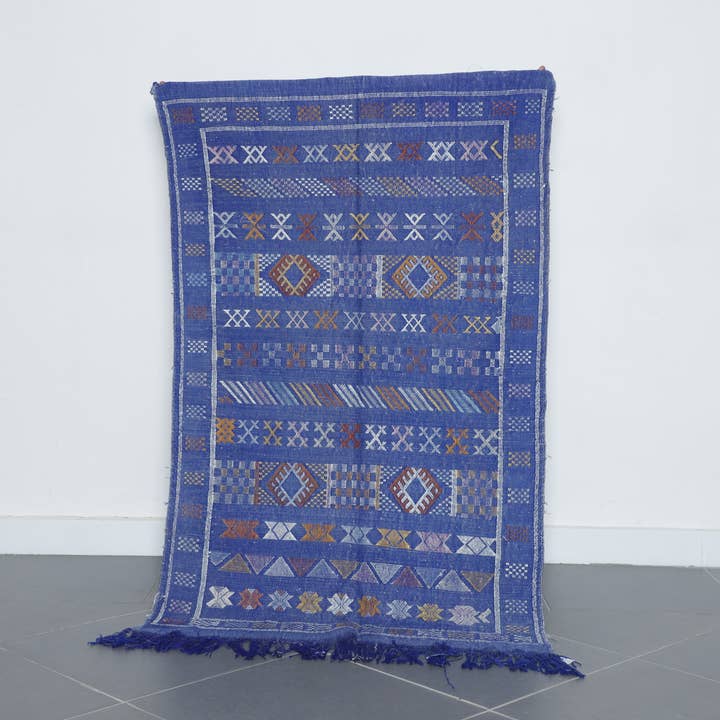 Vibrant Moroccan Kilim with Geometric Motifs for wholesale by MUSMUSRUGS