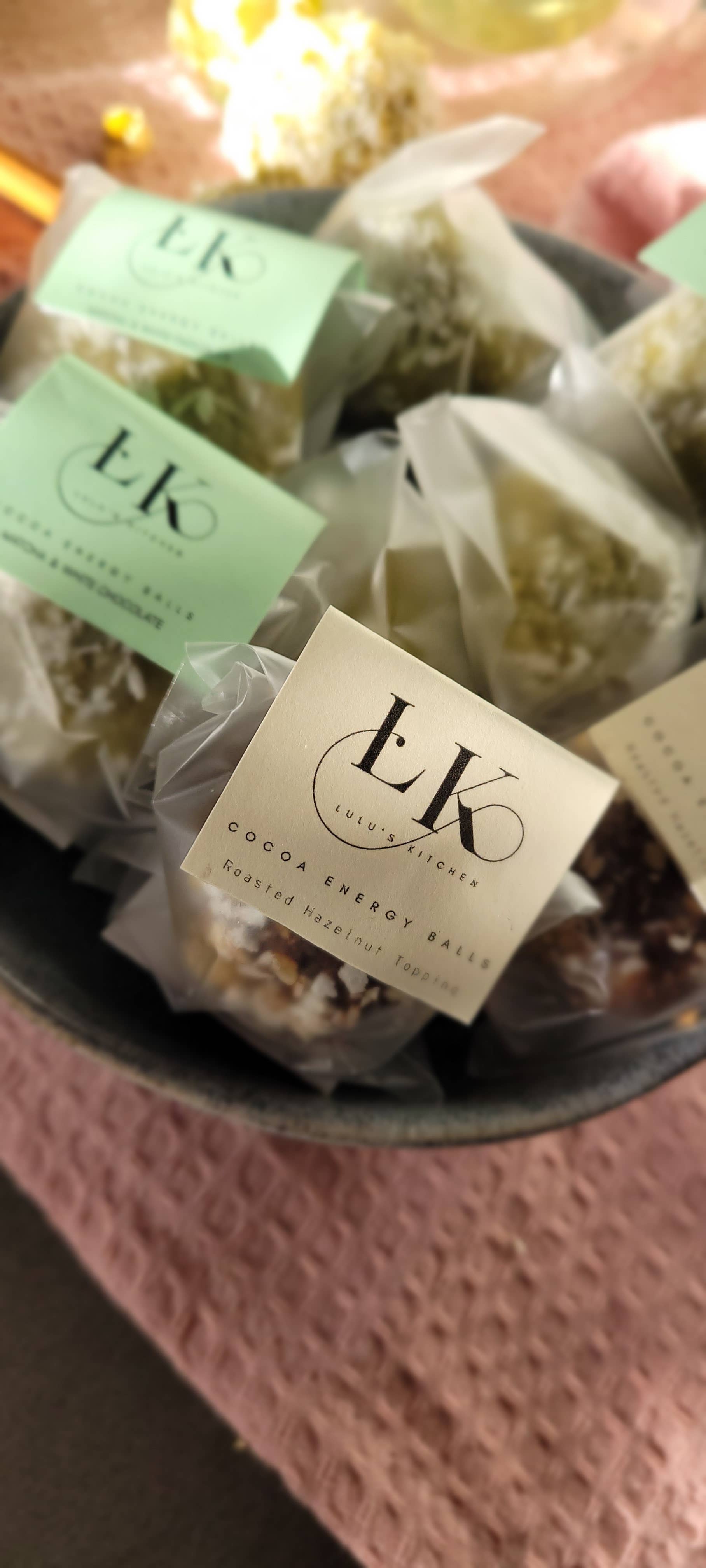 Lulu's kitchen - Wholesale Snack Bar - Cocoa Energy Ball with Hazelnut & Coconut Topping2
