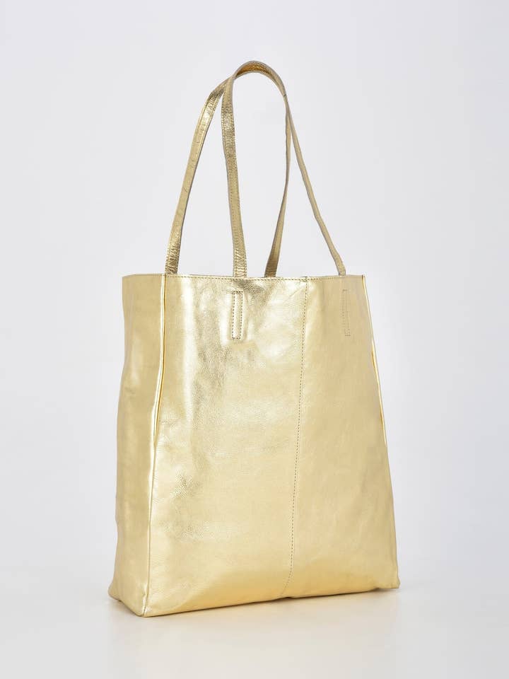 Venus Metallic Hobo for wholesale by GABEE PRODUCTS
