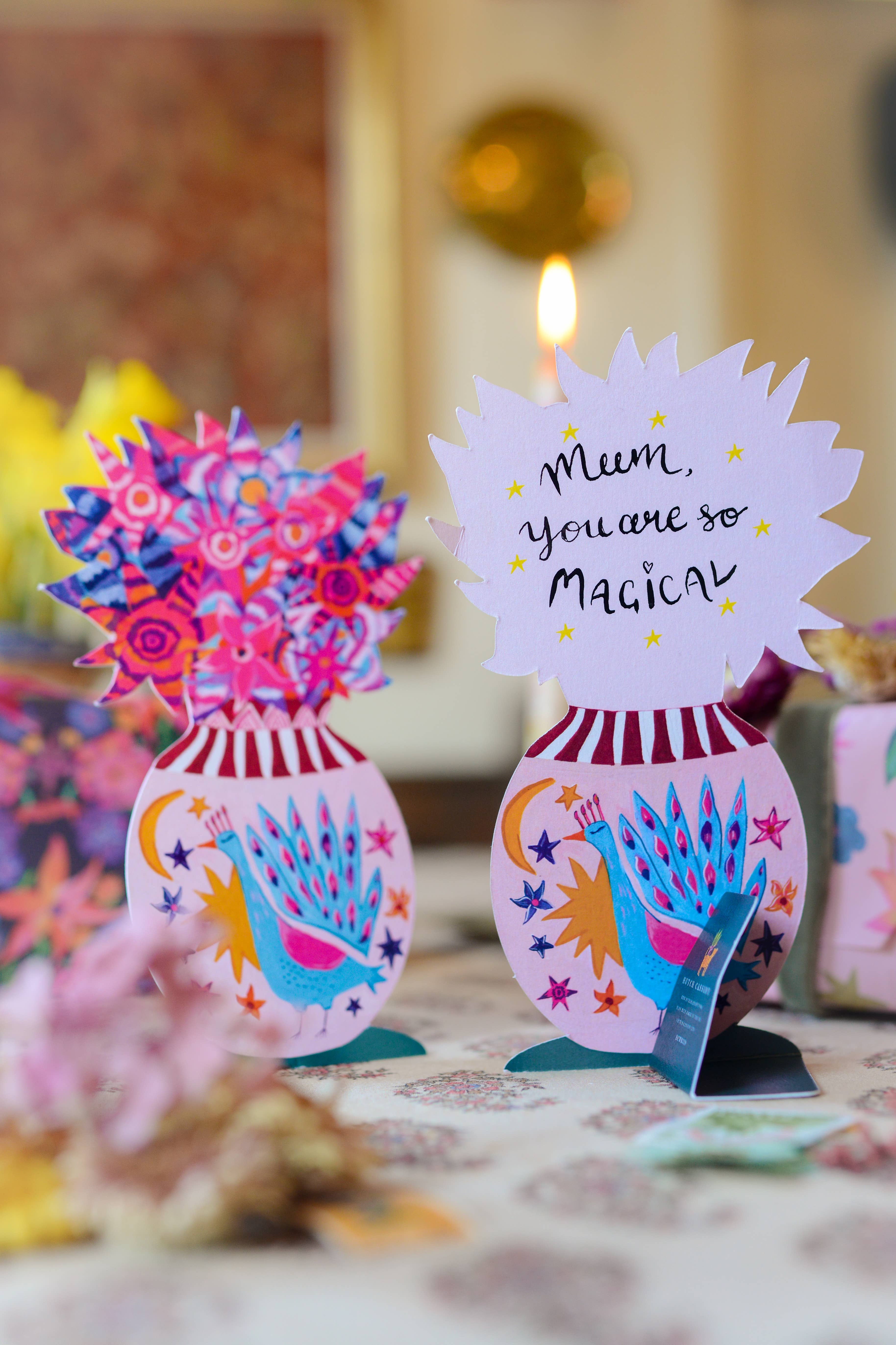 Hutch Cassidy (Greetings Cards and Paper Goods) – wholesale Everyday greeting card – 'Magical Pop Up Tiger Vase' Greetings Card11