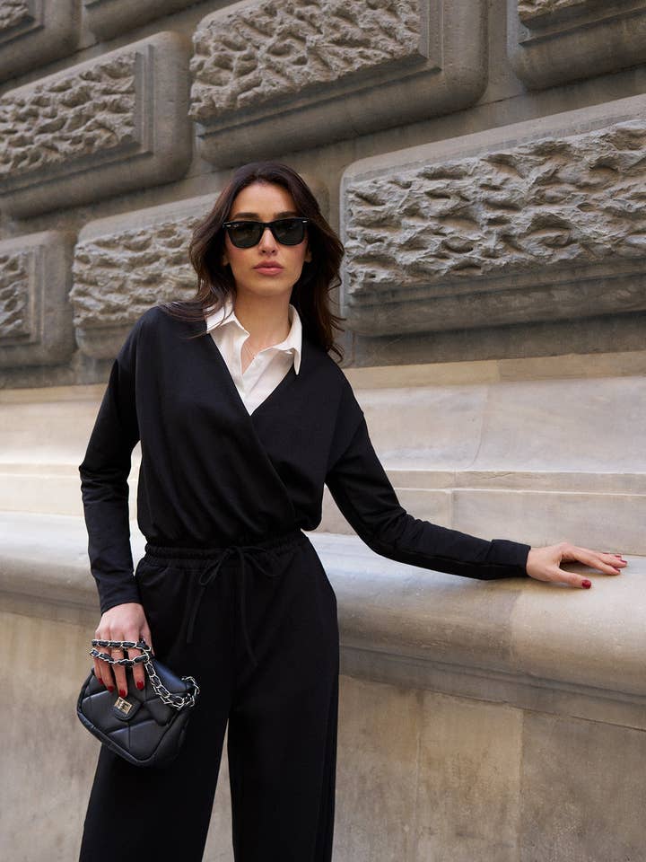 STRICKOVERALL MIT ELASTISCHEM BUND für den Großhandel von Touché Privé EU