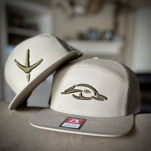 Autocollant à 7 panneaux AF Waterfowl 3D Puff Duck Logo - Loden pour la vente par American Flyway Waterfowl