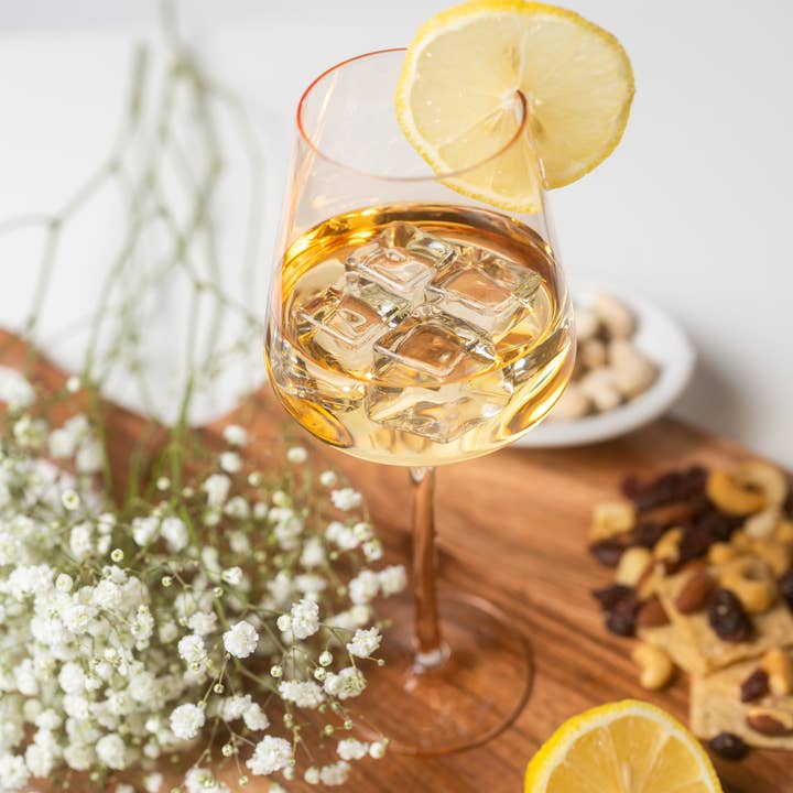 Saludi Glassware - Wholesale Wine Glass - Light Peach Color Wine Glasses4