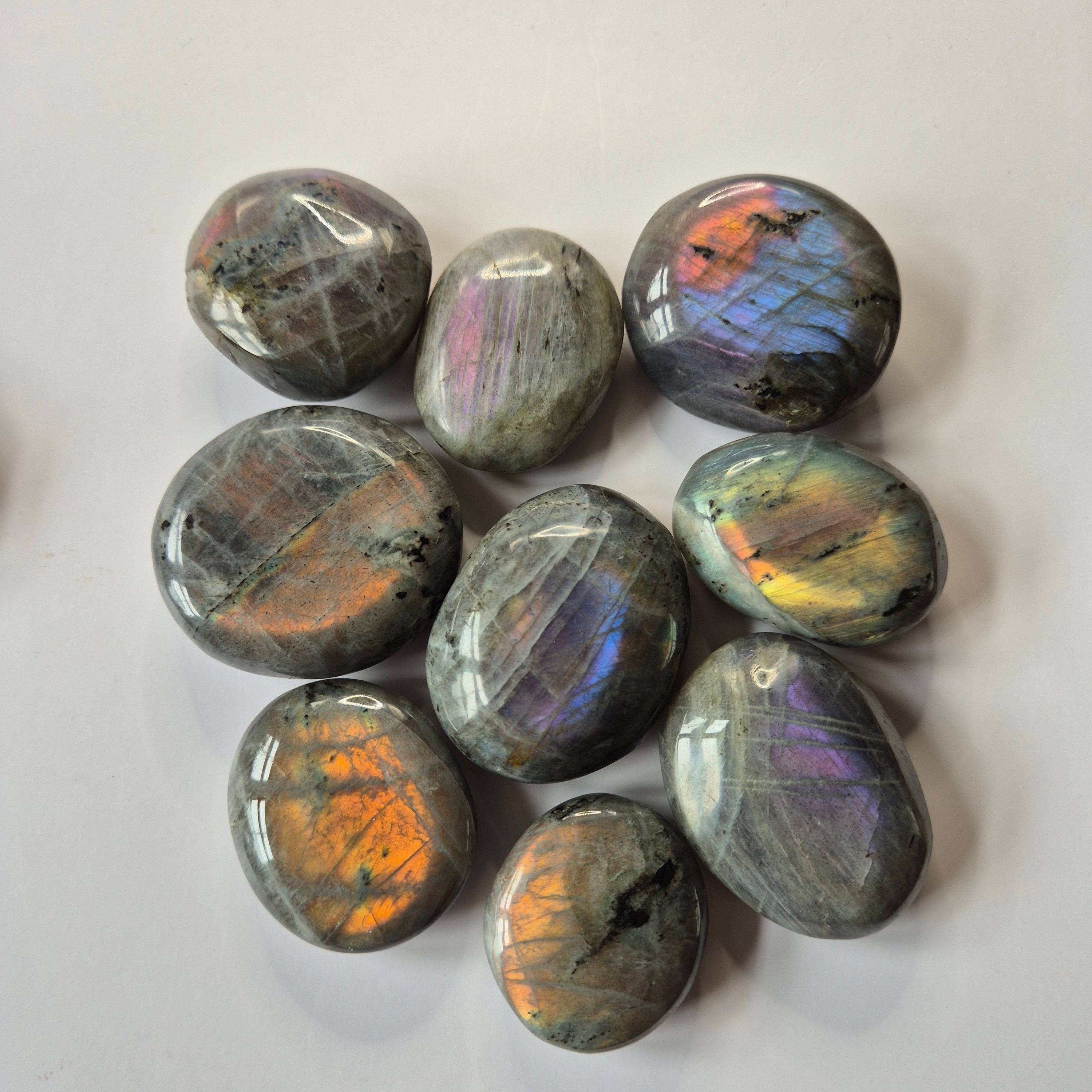 Moonlight Gemstones - Wholesale Spiritual Stone/Crystal - Crystal Orange-Purple Labradorite small palm stone Stress Relief Healing Gift0