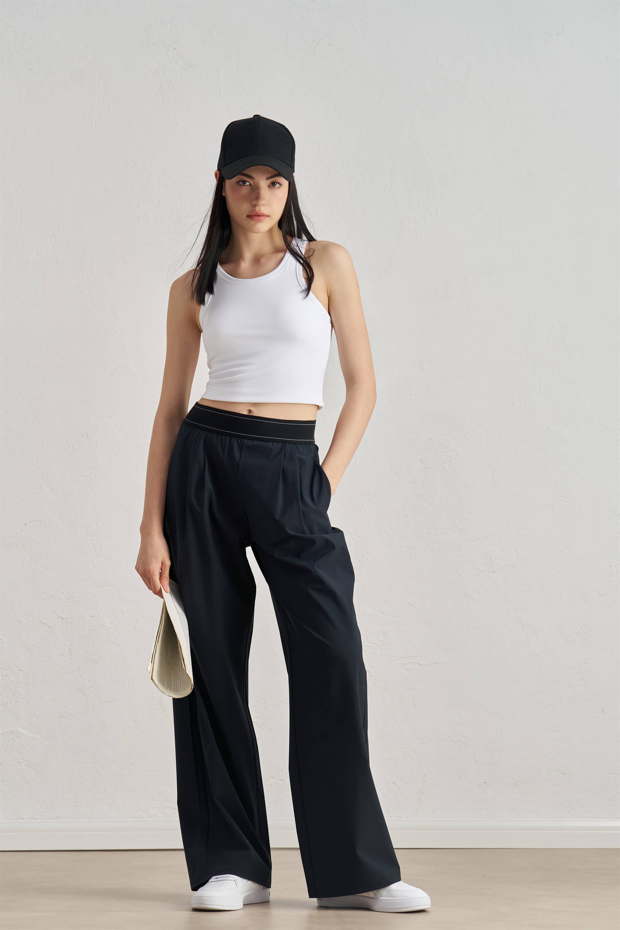 91thelabel – wholesale Athletic top – Women′s – June Color Contrast Racer Back Active Top14