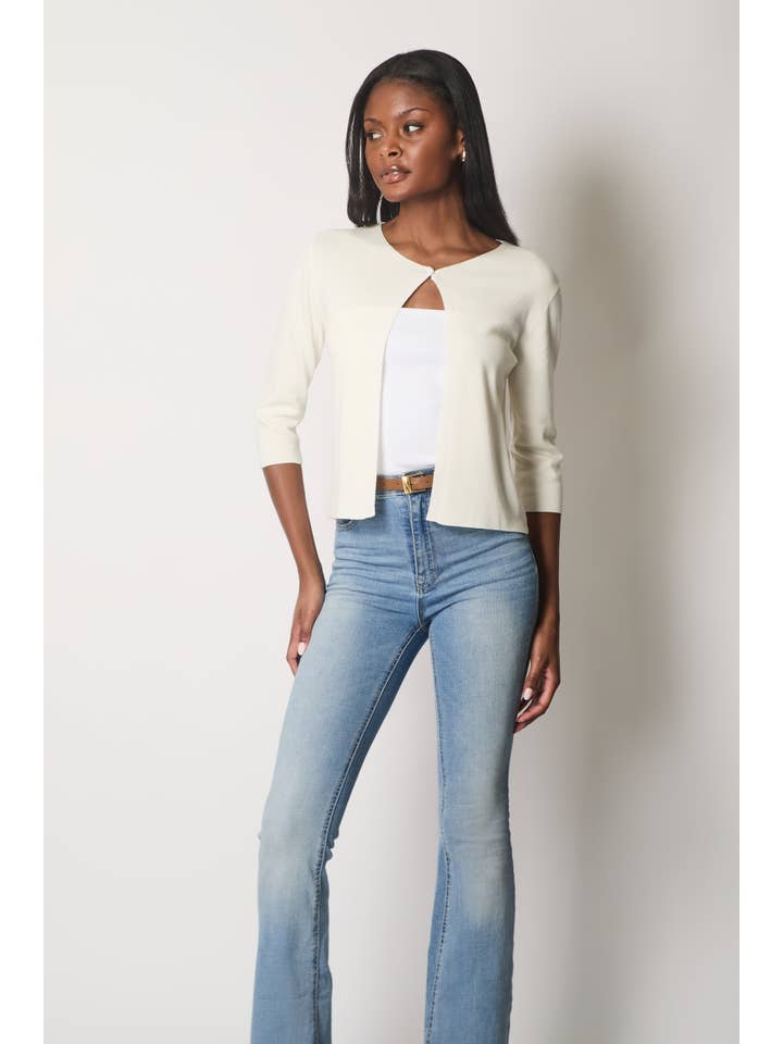 SOLO – wholesale Cardigan – Women’s – Single-Button Cropped Cardigan - White