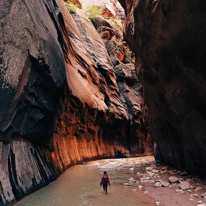 gestalten - Wholesale Nature & Outdoors Book - Wanderlust - Unterwegs auf legendären Wegen2
