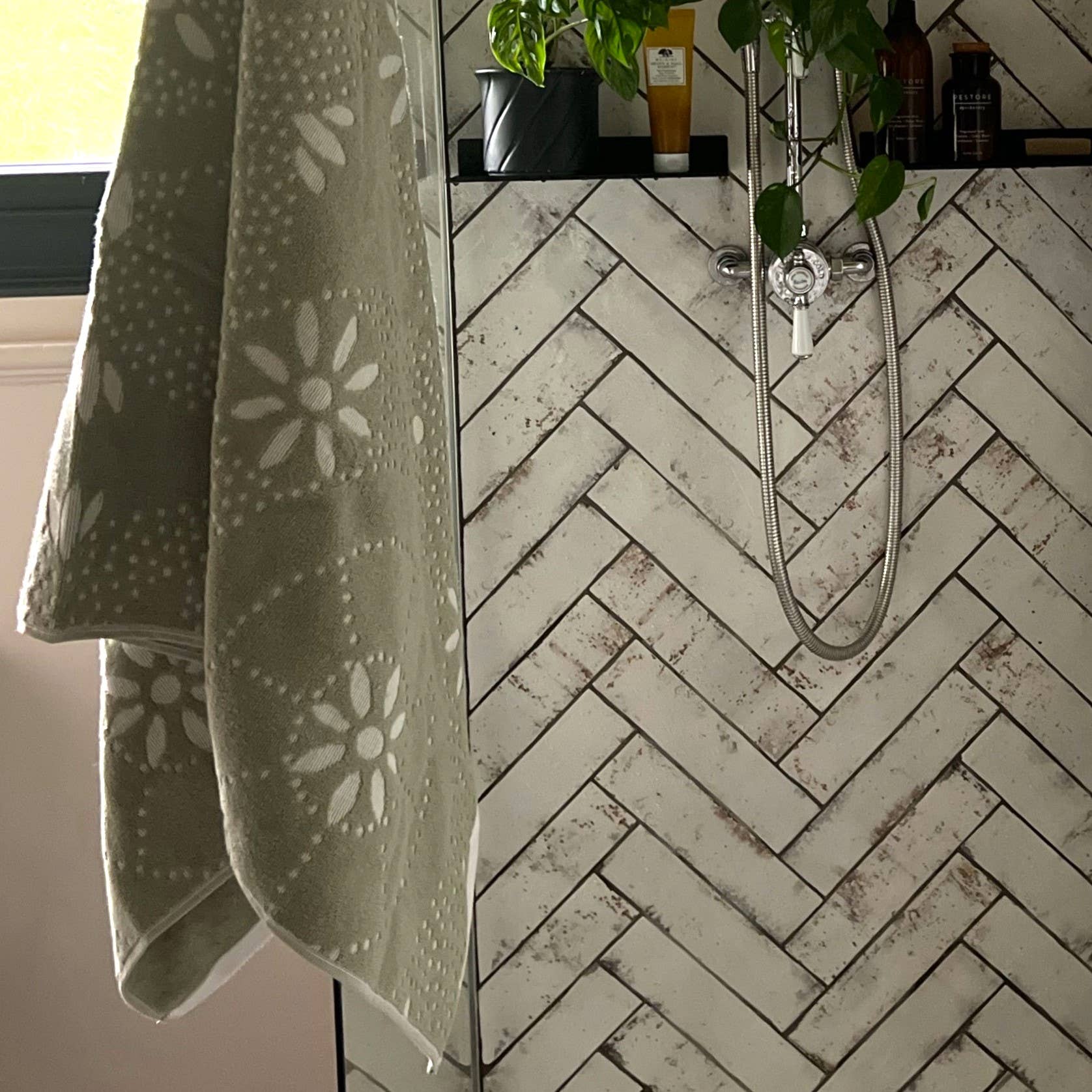 Allure Bath Fashions – wholesale Badhandduk – Marrakesh Skulpterade Blommigt Mönstrade Handdukar - 100% Bomull6