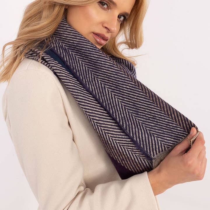 Lieber Deem Marktplatz - Wholesale Scarf - Women's - Scarf Model 206037 AT18