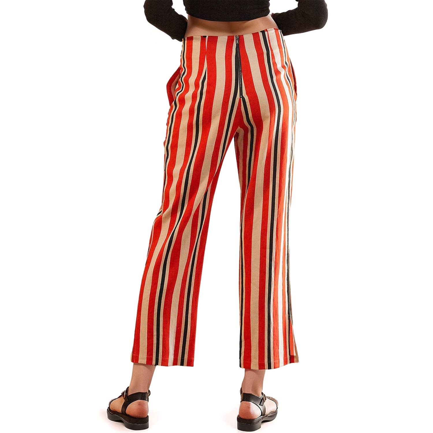 Valmue Nurodes højtaljede beskårne bukser i Poppy Multi for engroshandel på Faire3