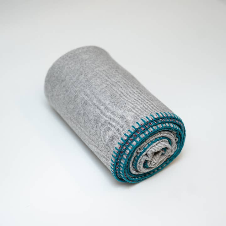 ART HIMALAYAN TRADING LTD - Wholesale Throw Blanket - Christmas High Quality Luxury Cashmere Blanket Throw RCTT3