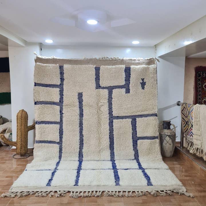 Authentic Hand-Knotted Berber Rug – High-Pile, 100% Wool 149 for wholesale by Maroccarpets Poufs and pillows wholesale +31648976894