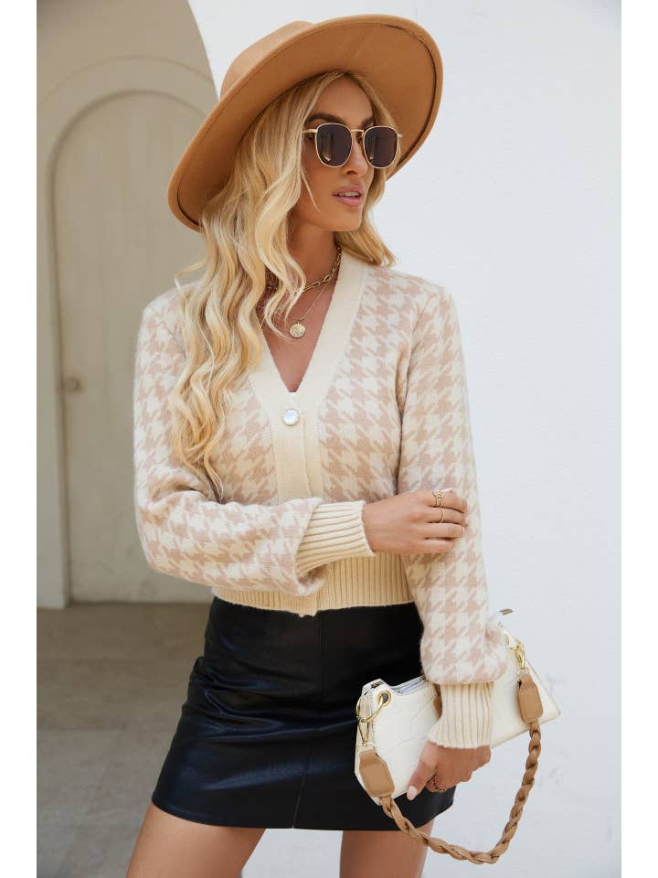 L Michele – Großhandel Strickjacke – Damen – Langärmliger Strickcardigan mit Gingham-Knopfleiste1