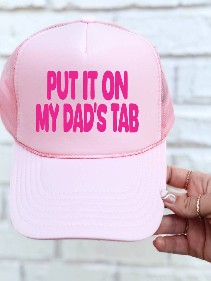 Mettez-le sur l'onglet de mon père TRUCKER CAP LTPNK pour la vente par Keep it Gypsy