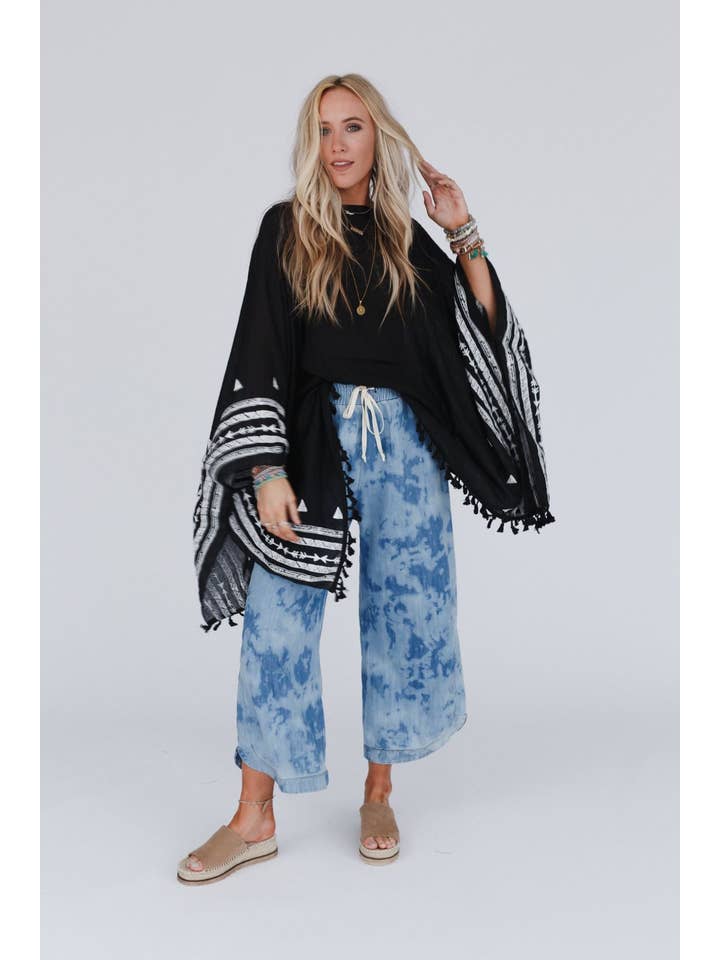 Three Bird Nest - Wholesale Poncho - Women's - Fallon Embroidered Sleeve Tassel Poncho - Black11