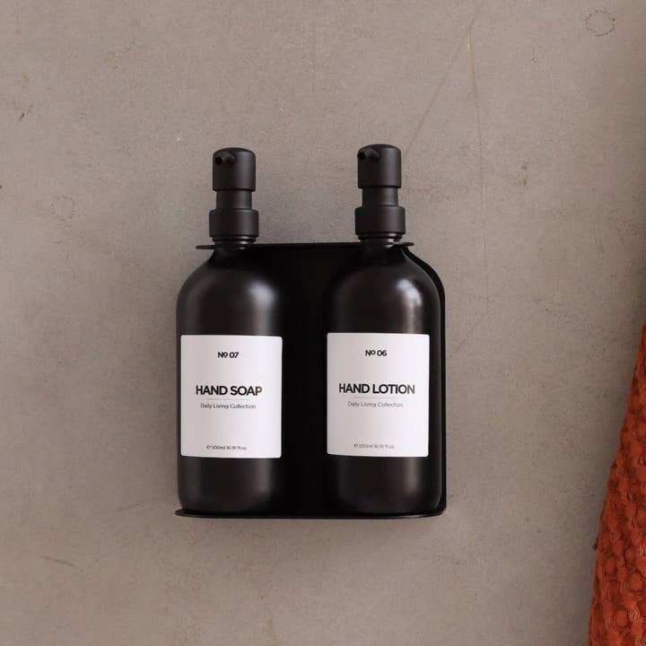 Sort holder med matte sorte sæbedispensere (komplet sæt) for engroshandel hos Wideas Home