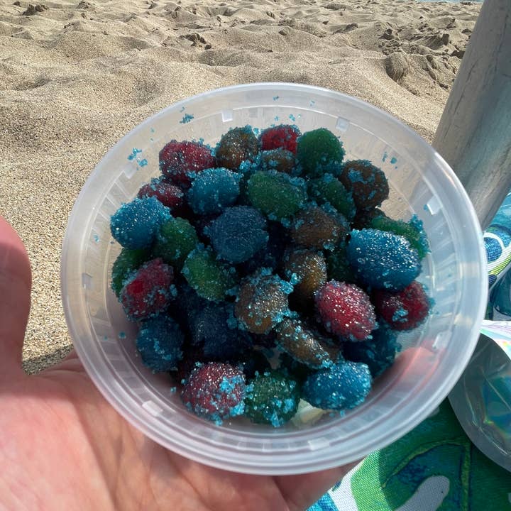 Dayba Creations - Vente Bonbons gélifiés - Gushers Sour Blue Razz