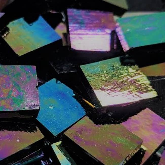 Lost & Found Design - Vente Objets de décoration - Ornement en forme de champignon en vitrail2